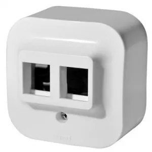 Розетка компьютерная RJ45 Cat.5 Legrand QUTEO, белый, 782228