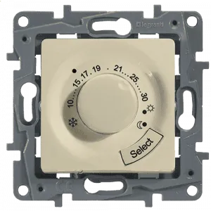 Термостат для теплого пола Legrand ETIKA, с датчиком, слоновая кость, 672330