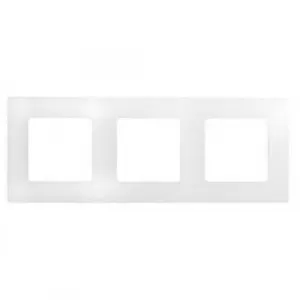 Рамка 3 поста Legrand ETIKA, белый, 672503